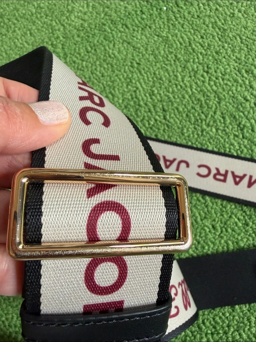 EUC Marc Jacobs x looney tunes. Cream and Black Strap with Red Looney Tunes Logo - Picture 7 of 12